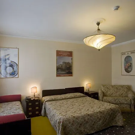 Hotell Agli Alboretti 3*