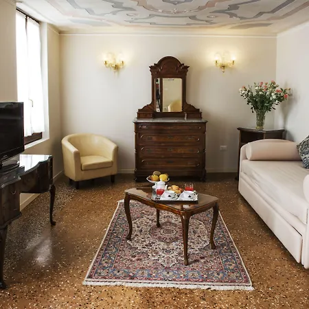 Agli Alboretti 3* Venedig