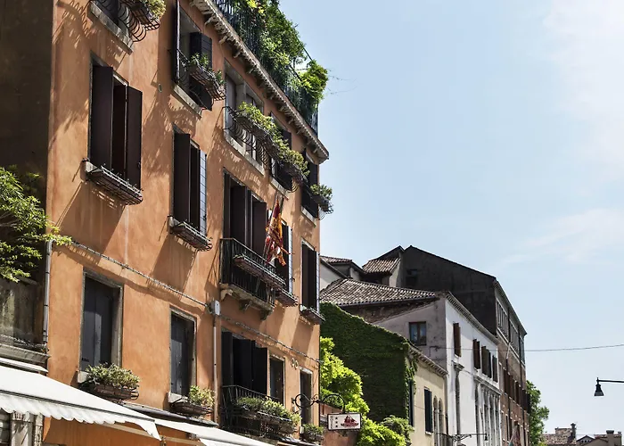 Hotel Agli Alboretti 3*