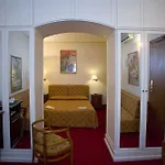 Отель Agli Alboretti 3*