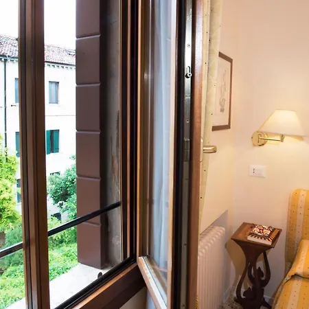 Agli Alboretti 3* Velence