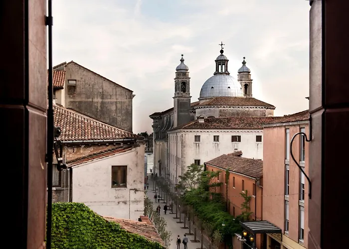 Hotel Agli Alboretti 3*