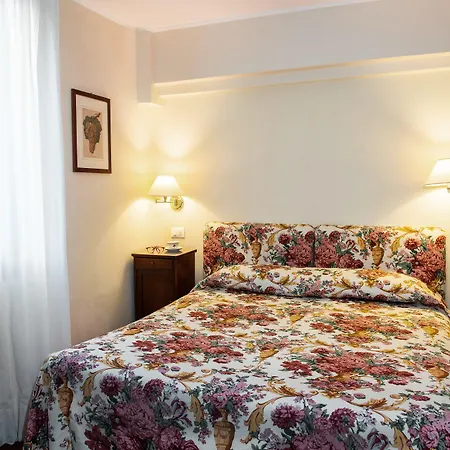 Hotel Agli Alboretti 3*