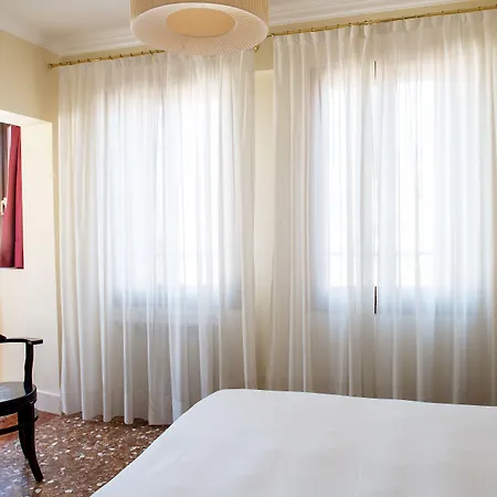 Hotel Agli Alboretti 3*