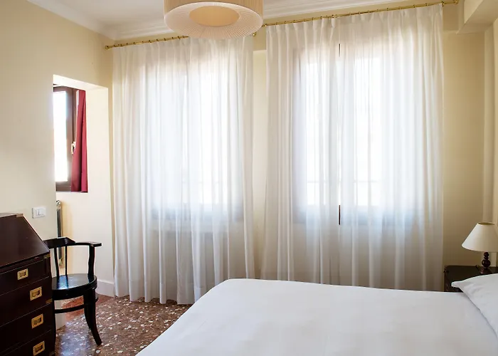 Hotel Agli Alboretti 3*